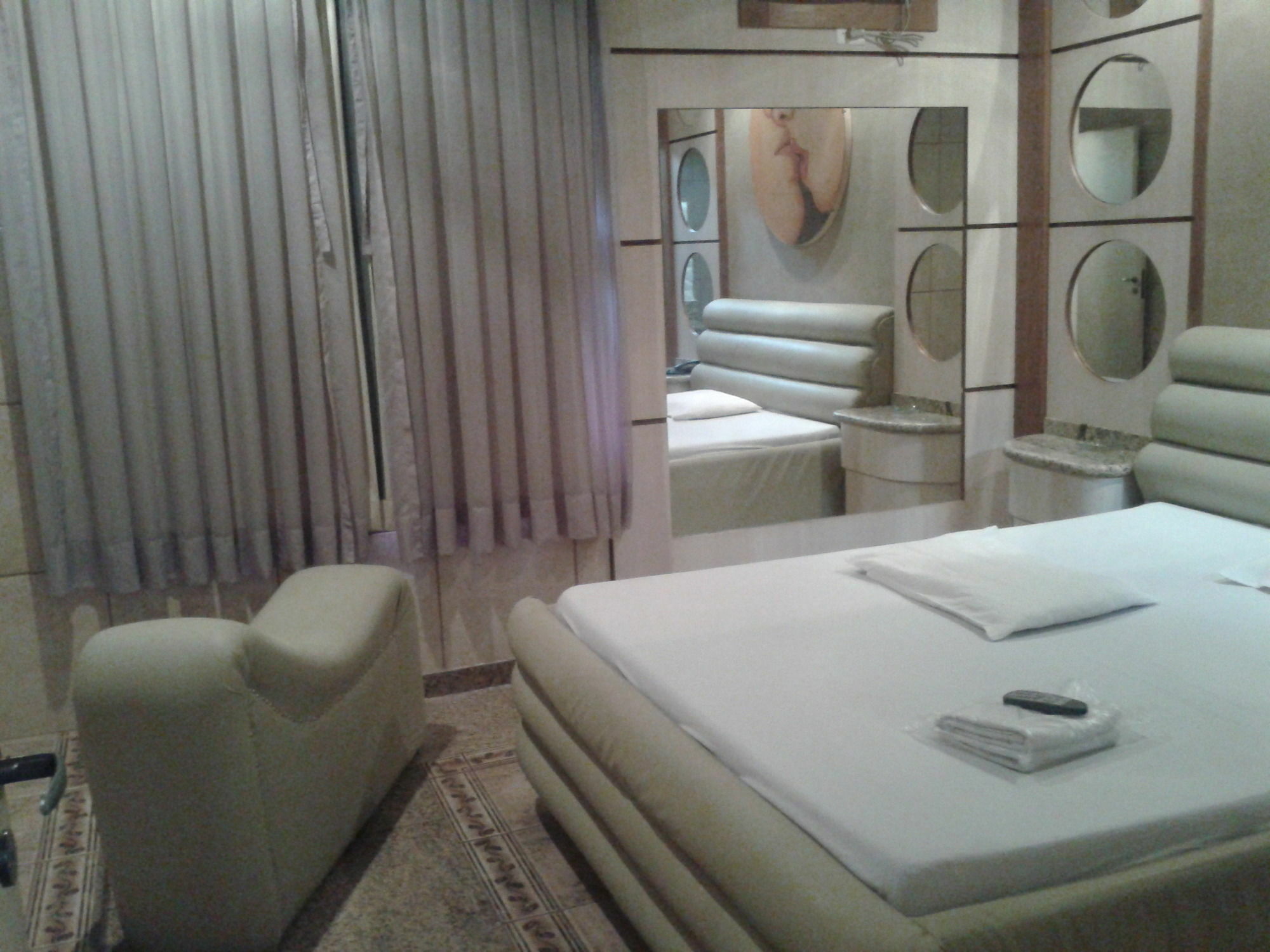 Hotel Emocoes - Adults Only